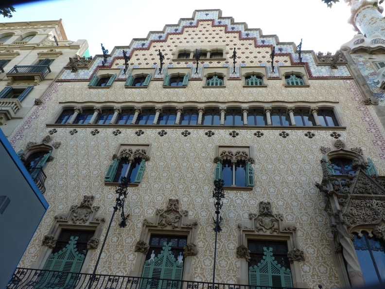 réalisations de l'architecte catalan Antoni Gaudí -Barcelone (15) (Personnalisé).JPG